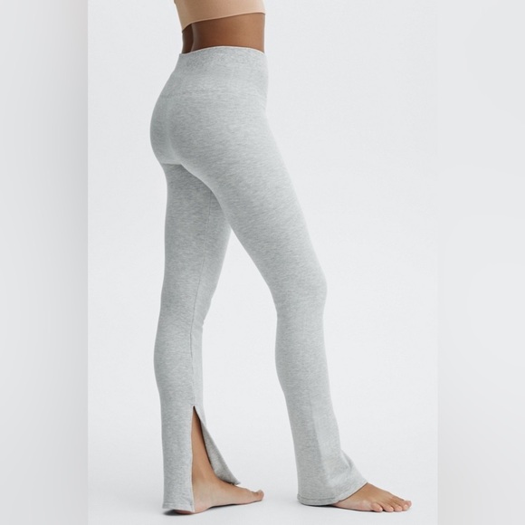 Fabletics Cloud Seamless High-Waisted Split Flare - Picture 4 of 8